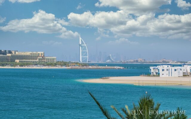 LUX - The Shoreline Beach House