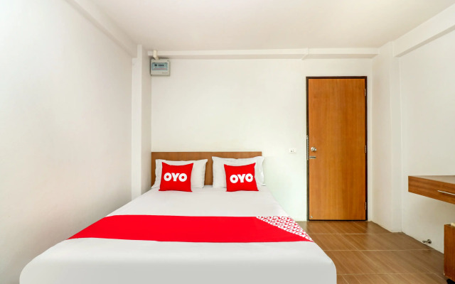 OYO 227 Suchaya House