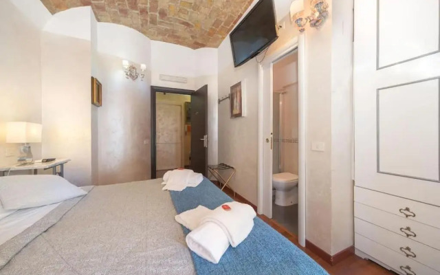 Salaria Luxury Suites