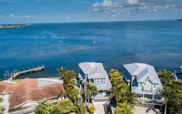 Bayfront Paradise