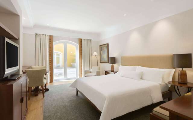 Dolce by Wyndham CampoReal Lisboa