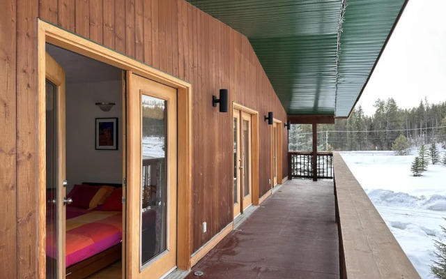 The Stemwinder Lodge by Simply Kimberley