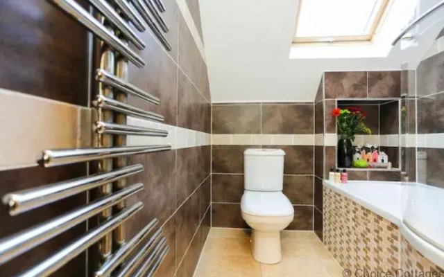 Croyde Waves 4 Bedrooms