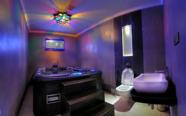 Orient Taj by OYO Rooms