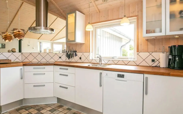 8 Person Holiday Home in Lemvig-by Traum