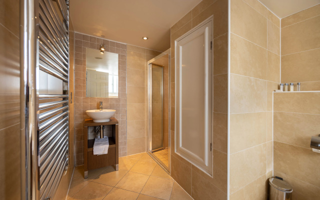 Cathedral Quarter Hotel - Derby