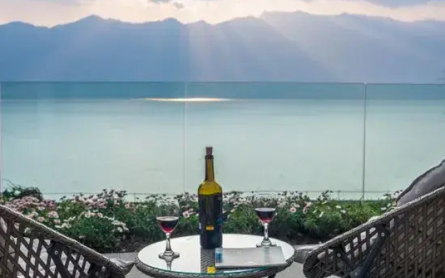 Yishuijian Seascape Holiday Meisu