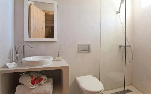 Can Aisha - Adults Only