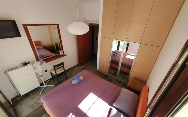 Julia's Apartment