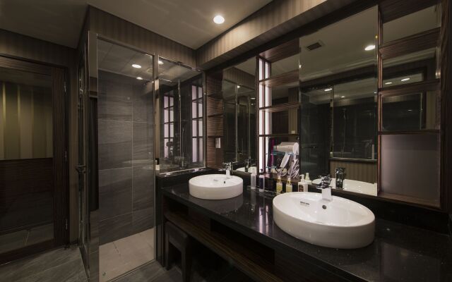 Meguro Holic Hotel