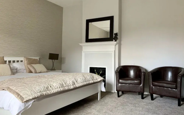 Tyn Y Fron Country House