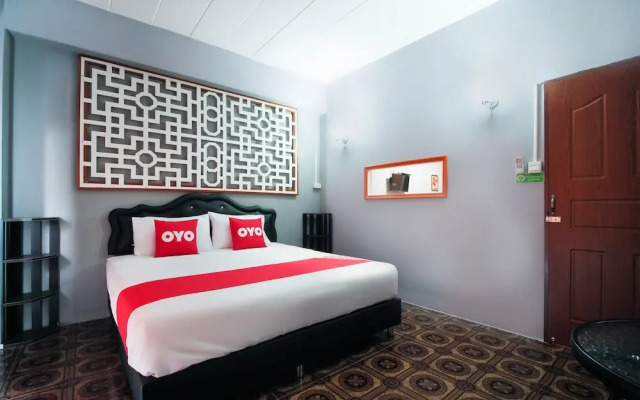 OYO 1006 FO Room
