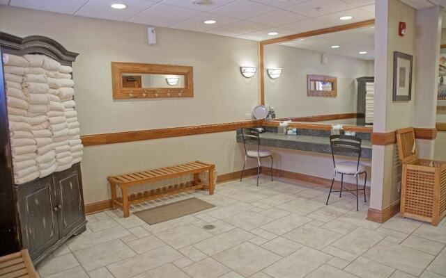 Lion Square Lodge #277 - 2 Br Apts