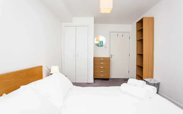 Charming Peaceful 2 Bed with Parking and Garden