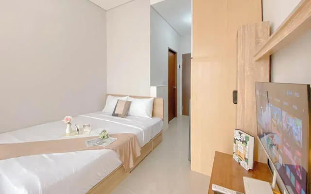 Cozy Studio Living Transpark Juanda Bekasi Timur Apartment