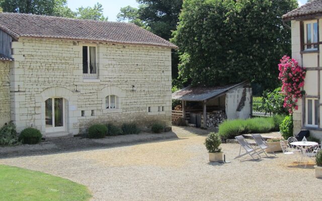 Gîte de groupe Le Clos de Saires  (22-32pers)