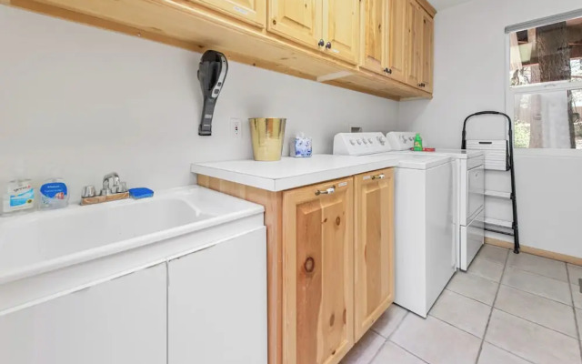 Relaxing Alpine Estates