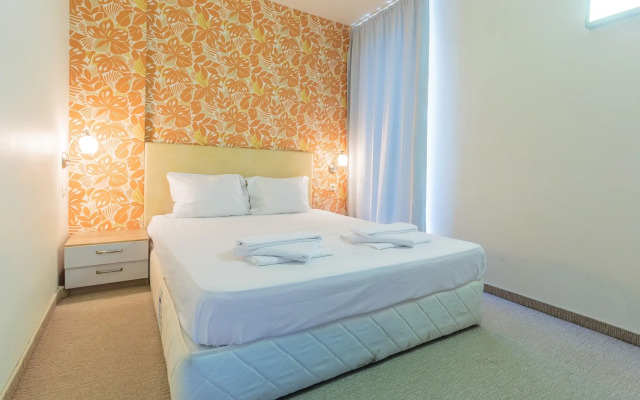 Apart Hotel Tarsis Club