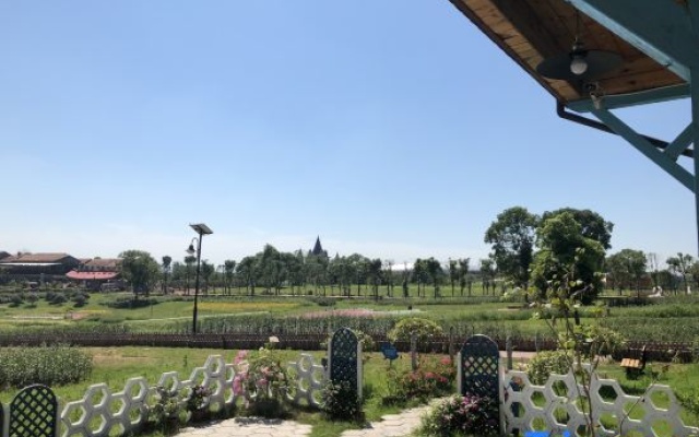 Yuan French Garden B&B (Wuhan Huabohui Branch) – Outside – Wuhan
