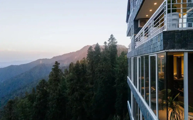 EAFR Hotel