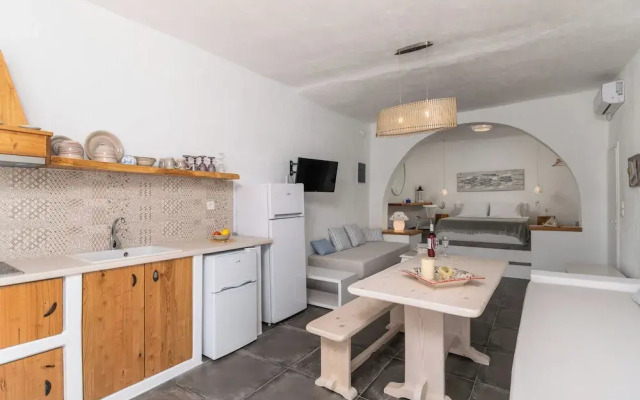 FANI DREAM SUITE 2&3 By Vilos Suites