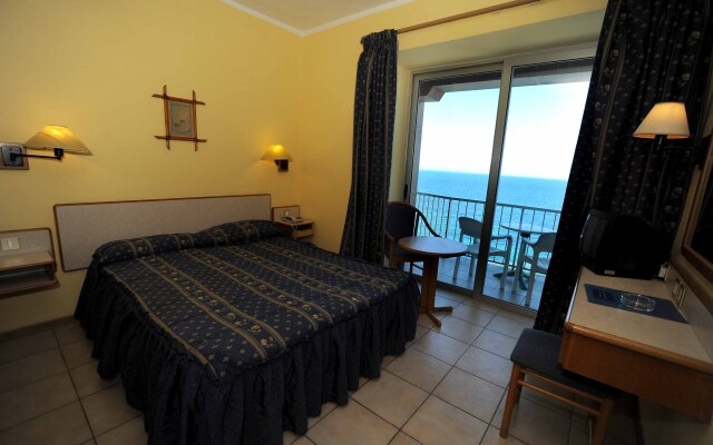 Sliema Chalet Hotel