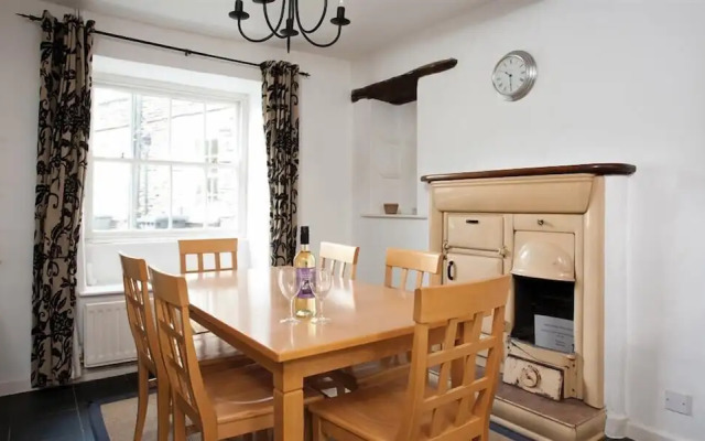 Pollys Cottage