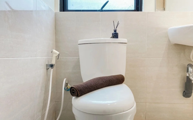 Well Furnished And Comfort 2Br Meikarta Apartment