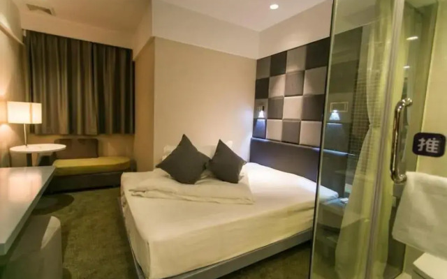 Zsmart Hotel