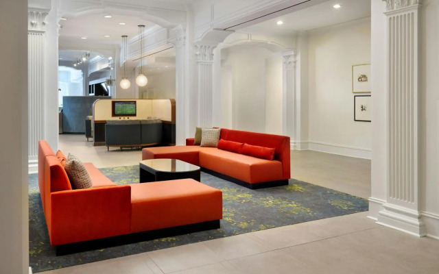 Courtyard by Marriott New Orleans French Quarter/Iberville