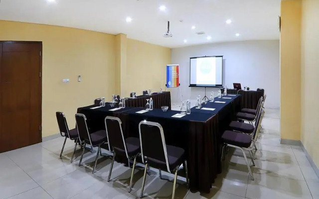 Hotel Dafam Rio