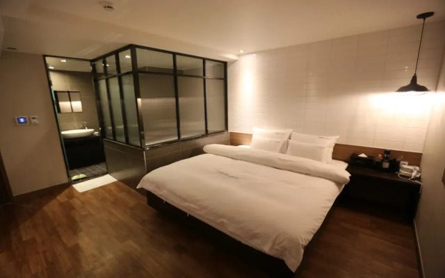 Hotel Mirage