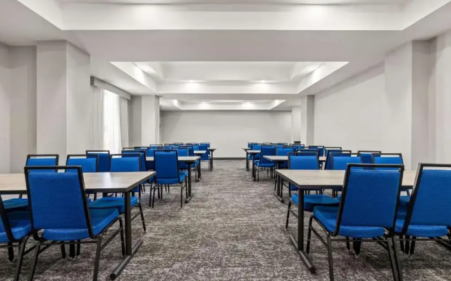 Spark by Hilton Catoosa Tulsa