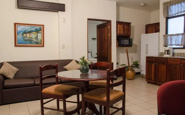 Hotel Plaza Real Suites & Apartments