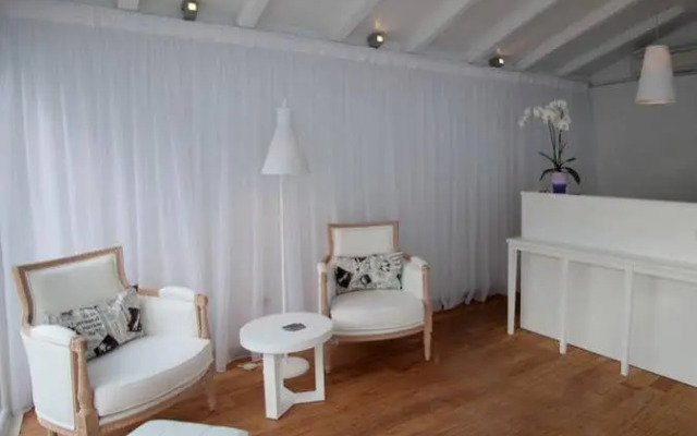 White Suites