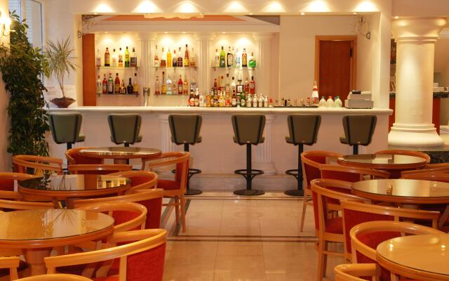 Zante Maris Suites - Adults Only