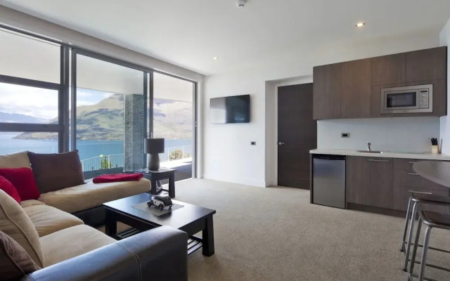 Lakes Views at Aspen House