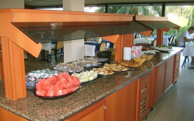 Minay Hotel