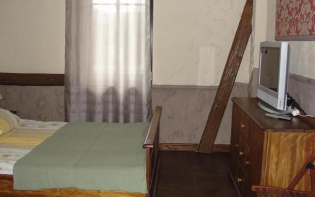 Pokoje i domki Saraceńska Chata