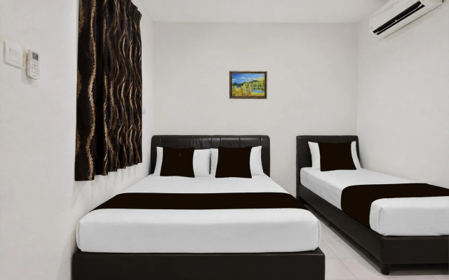 Collection O Langkawi Near Pantai Cenang formerly Tokman Inn – Guest Rooms – Langkawi