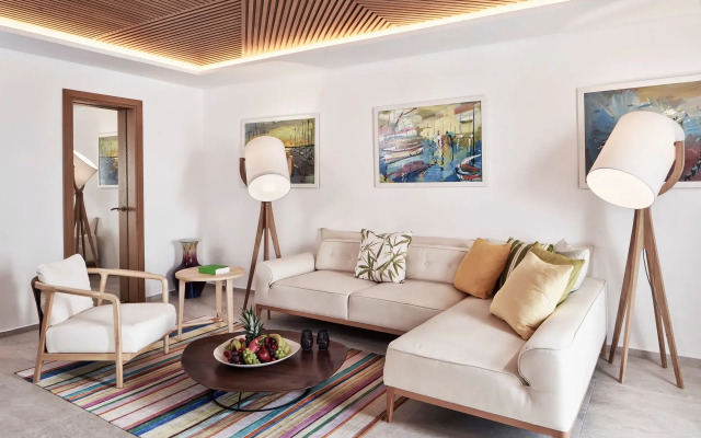 Отель Myconian Korali Relais & Chateaux