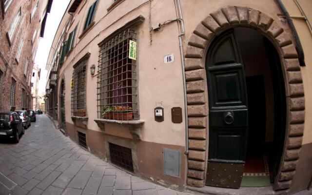 La Colonna ( Historic Center )
