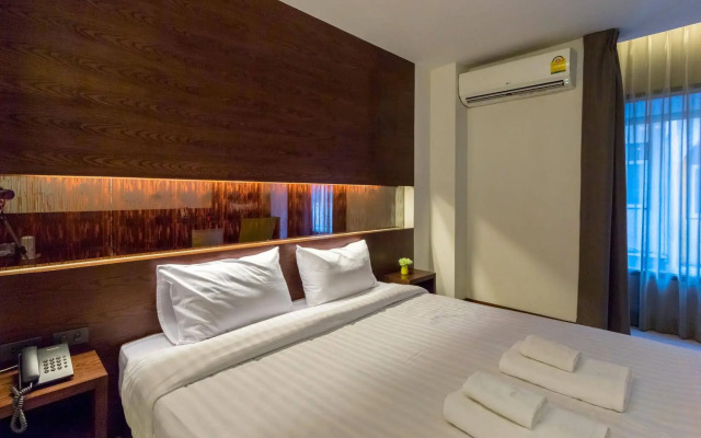 Collection O The Bangkok Airport Link Suite