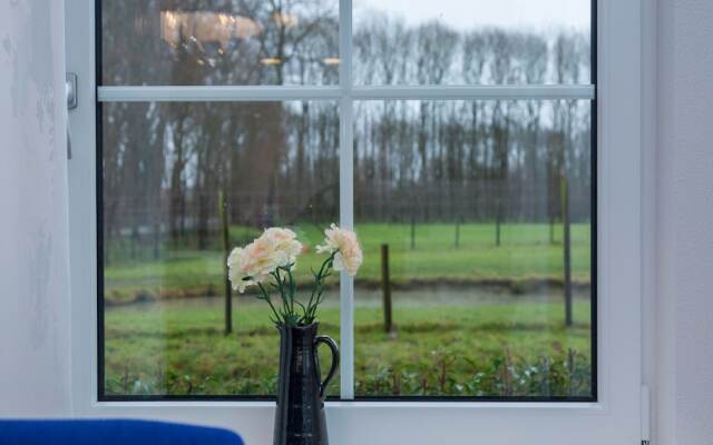 Very Comfortable and Cosy Holiday Home Just Outside Oostkapelle