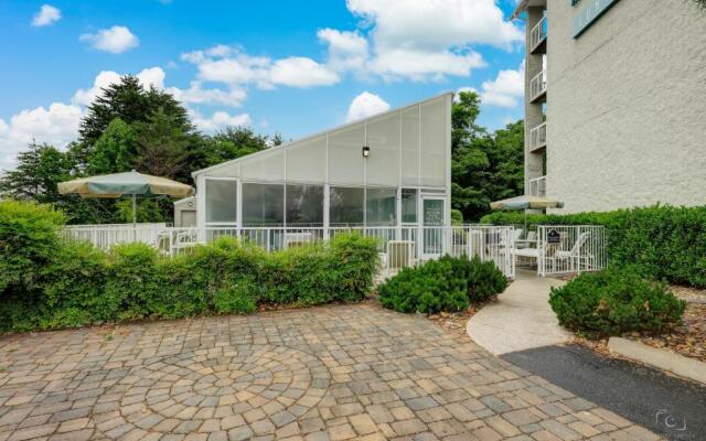 Whispering Pines 113