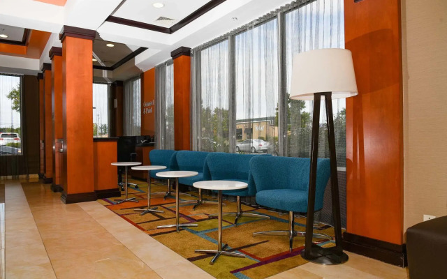 Fairfield Inn & Suites Hartford Airport