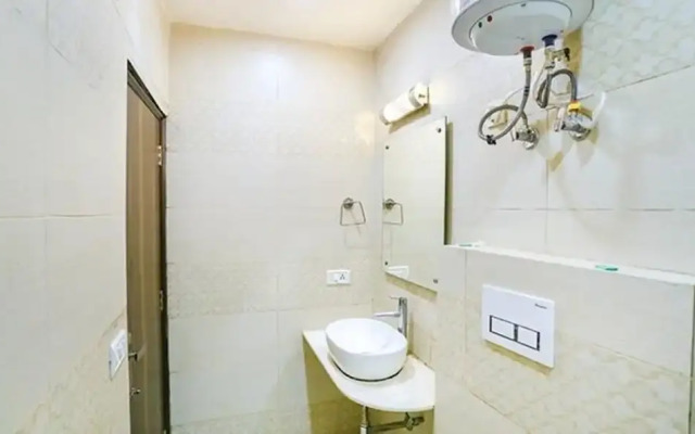 FabHotel JPM The Grand Bella