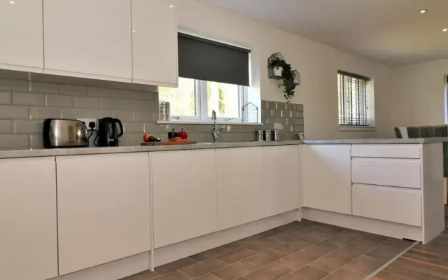 Railway House 5 bed - Maryhill