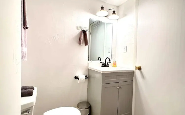 Amazing Historic 1800s Carriage House