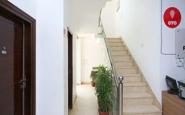Hotel Pacific Inn Suites by OYO Rooms